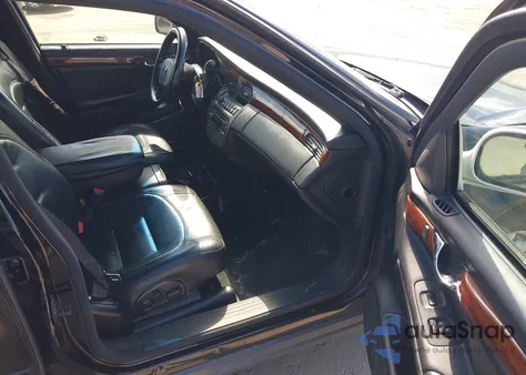 2002 Cadillac Deville Standard z USA, uszkodzony, nr VIN 1G6KD54YX2U225454